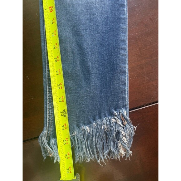 FREE PEOPLE Womens Size 31 Blue Denim Jeans Frayed Hem Factory Distressing - Picture 8 of 8